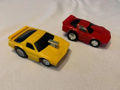 老式 Revell 1988 Street Screamers 批量 2 件 PULLBACK 模型汽车套件 Corvette T/A — 第 1/4 张图片