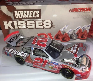 Kevin Harvick #21 Special Edition Hershey's Kisses 2004 Monte Carlo 1:24 - Picture 1 of 12
