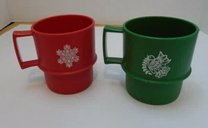 2 Tupperware Vtg Christmas Snowflake red dove green Coffee Mugs 10oz - Picture 1 of 9