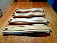 dinosaur valley bucket top train set