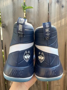 nike kyrie 5 uconn huskies