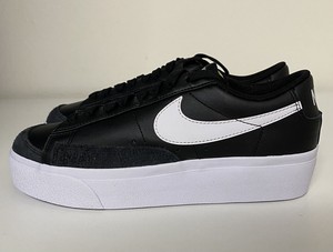 Nike Blazer Low con Plataforma Blancas y Negras Mujer DJ0292-101 | Comprar  Online en Capitán Siroco Talla 34.5 Color WHITE