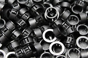 25 PACK 1 GAUGE SNAP PROTECT BUSHING FIREWALL HOLE PLUG WIRE ELECTRICAL SB1 - Foto 1 di 5