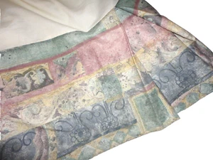 CROSCILL BENETELLO PASTEL BLUE MAUVE QUEEN (1) BEDSKIRT 14" DROP SPLIT TUSCAN - Picture 1 of 4