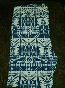 LuLaRoe TC2 Blue Aztec Leggings NWT - Picture 1 of 1