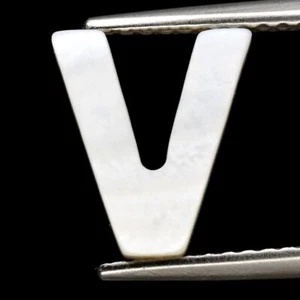 ★★ RARE !! NACRE DE THAILANDE LETTRE " V " : 1,20 CARAT ★★ P269.129T - Foto 1 di 1
