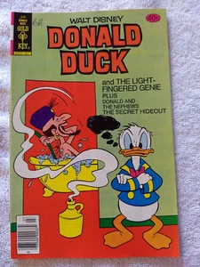 Walt DIsney Donald Duck Comics. #209.VF- - Picture 1 of 5