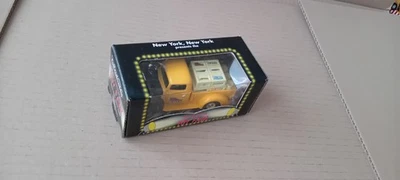 ERTL RACING CHAMPION PICK FORD 2002 AMERICAN TOY FAIR 1:43 - Photo 1/4