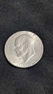 1976-D $1 dólar Ike tipo 1, bicentenario 1776-1976, revestido, KM206 AU/XF - Imagen 1 de 2