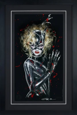 Gatwoman carnívora Olivia de Berardinis  Foto 1 de 4