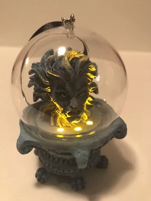 Disney Park Mansión Embrujada Bola de Cristal Madame Leota Iluminado Adorno de Halloween Foto 1 de 4