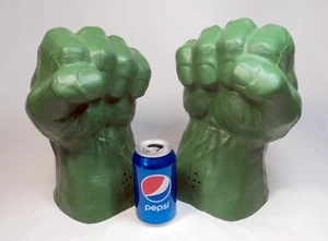2003 Marvel Incredible Hulk Electronic Hulk Hands ~ Working ~ Great Condition - Picture 1 of 8