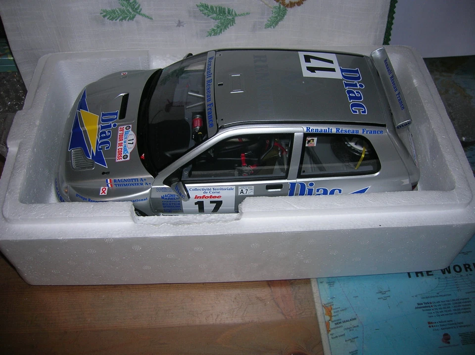 1/12 OTTO-MOBILE - RENAULT - CLIO MAXI DIAC N 17 11th RALLY TOUR DE CORSE G090