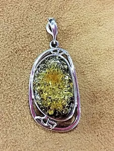 Ciondolo ovale argento sterling .925 ~ ambra baltica verde naturale 1" x 2 1/2" - Foto 1 di 11