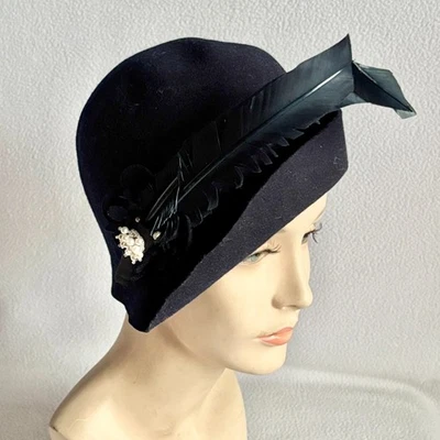 Vintage 1920s 1930s Black Wool Cloche Hat with Feathers - Image 1 of 4
