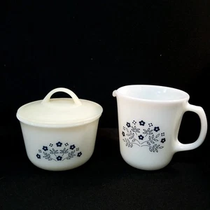PYREX Milk Glass Creamer & Sugar "Summer Impressions" Blue With Plastic Lid - Picture 1 of 12