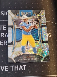 2023 Select Quentin Johnson, Rookie Suite Level, Silver Disco Prizm - Caricabatterie - Foto 1 di 10