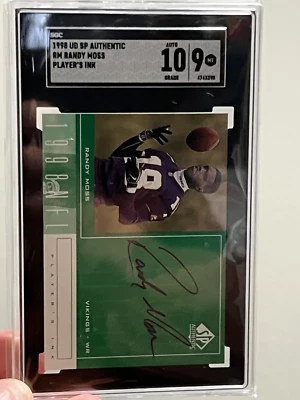 1998 UD SP Authentic Randy Moss Rookie Auto Player's Ink Green SGC 9 Mint HOF - Image 1 of 2
