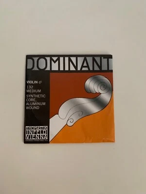 Thomastik Corda per 4/4 violino Dominant 132 medium d1.  - Immagine 1 di 2