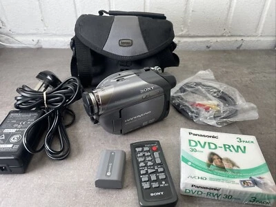 SONY DCR-DVD205E Mini DVD Camcorder - Image 1 of 4