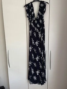 city chic size 16 navy/white shirred top maxi dress - Picture 1 of 1