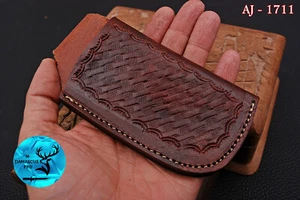 CUSTOM HANDMADE REINE KUH GRAVIERTE LEDERSCHEIDE FÜR KLAPPMESSER 1711 - Bild 1 von 4