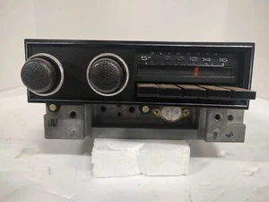 1970 PLYMOUTH FURY AM PUSH BUTTON RADIO WITH KNOBS Tested - Bild 1 von 9