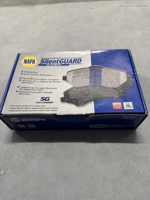 Pastillas de freno delanteras de cerámica Napa 2015-2022 Jeep Cherokee Single Piston Chrysler 200 Foto 1 de 3