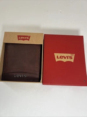 Levi's Men's Coated Leather Brown Bifold Wallet 31LP220125 RFID Protection - Image 1 of 4
