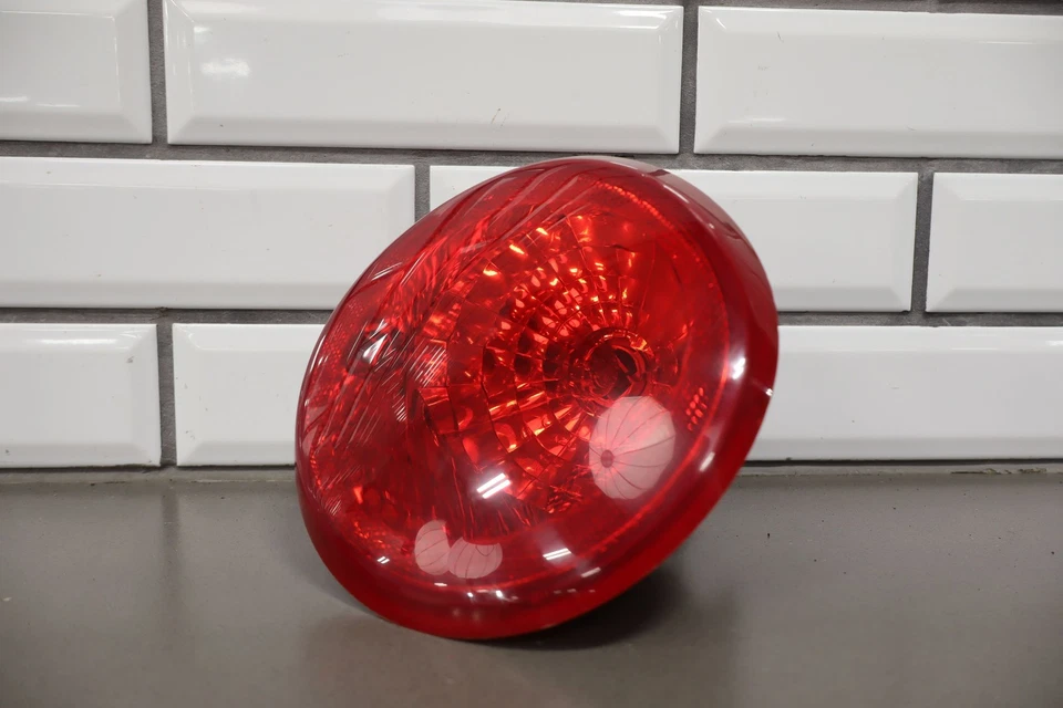 Левый задний фонарь для Chevy SSR LH 2003-2006 годов выпуска от оригинального производителя б/у - Изображение 1 из 4