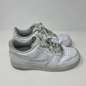 Herrengröße 9,5 – Nike Air Force 1 Low '07 weiß CW2288-111 - Bild 1 von 5