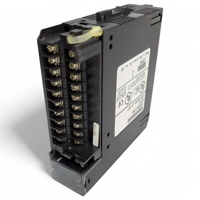 GE Fanuc IC693MDL330F Output Module 120/ 240 VAC - Image 1 of 4