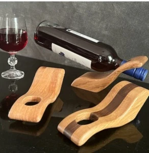 Schwebender Holz Weinflaschenhalter - Bild 1 von 5