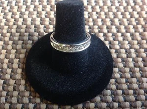 Damenring 14 Karat Weißgold und 11 Prinzess-Diamanten Inline Größe 7 - Bild 1 von 6