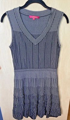 连衣裙中号鸡尾酒婚礼 FitFlair 无袖弹力秋冬黑色 — 第 1/4 张图片