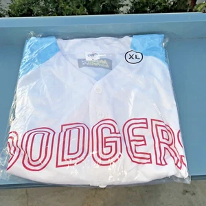 Size XL - 2023 Mexican Heritage Dodgers Jersey Promotion SGA ~ Size Xtra Large - Picture 1 of 3