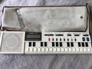 Clavier synthétiseur vintage Casio VL-Tone VL-1 avec étui - Testé et fonctionnel ! - Photo 1/8