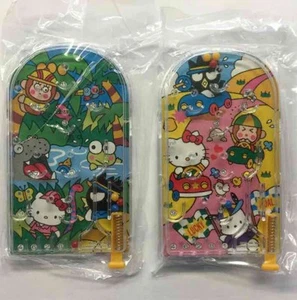 Vintage Sanrio Hello Kitty 2 Stck. Promo Schmuckstück Pachinko Flipper Spiel Spielzeug - Bild 1 von 1