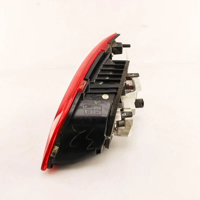 VW GOLF VII Variant BA5, BV5 luce portellone sinistra 5GM945093A 2.0 21394054 - Immagine 1 di 4