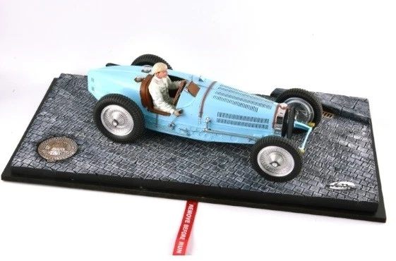 FLM, BUGATTI Tipo 59 Telaio 59124 Blu cielo, 1/18,  FLM-118001M/LB - Immagine 1 di 1