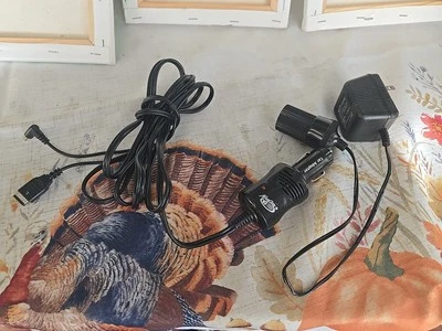 Nintendo DS/ Gameboy Advanced SP Mad Catz 2852 AC / DC Adapter Car & Wall Combo - Image 1 of 4