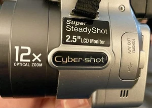 Sony Cyber Shot Camera DSC-H1 Super Steady Shot 12X Optical Zoom with case. - Picture 1 of 6