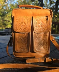 Beautiful Tooled Leather Crossbody Bag Outside Pockets & Organizer by  L.Credi - Picture 1 of 10