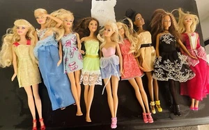 Muñecas Barbies vintage (juego de 9) 1999 - Imagen 1 de 4