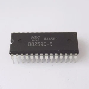 1x D8259C-5 NEC Interrupt Controller  DIP-28 - Picture 1 of 3