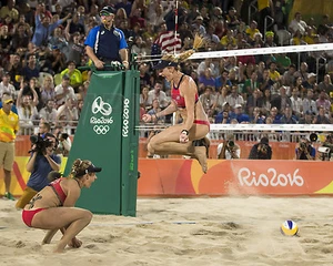 Kerri Walsh Jennings April Ross Rio 2016 Olympic Beach Volleyball 8X10 Photo - Picture 1 of 1
