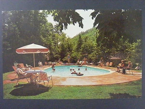 Gatlinburg Tennessee Zoder's Motel & Cottages Pool Color Chrome Postcard 1950s - Picture 1 of 2