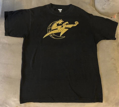 UNK NBA Washington Wizards T-Shirt L Gold Shiny Stippling Dot Design Cover