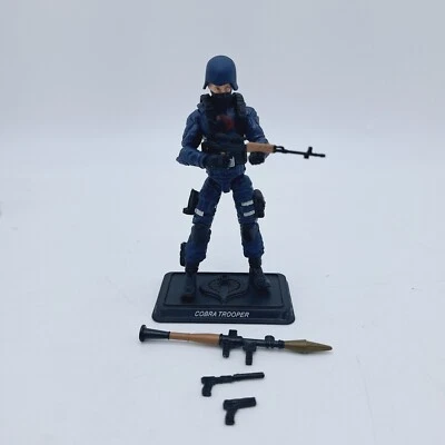 Hasbro G.I. 2011 Figura del 30 aniversario de Joe Cobra Trooper con casco de pistola de armas Foto 1 de 4