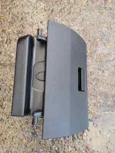 Ford Fiesta ST150 MK6 2006 guantera - Imagen 1 de 2